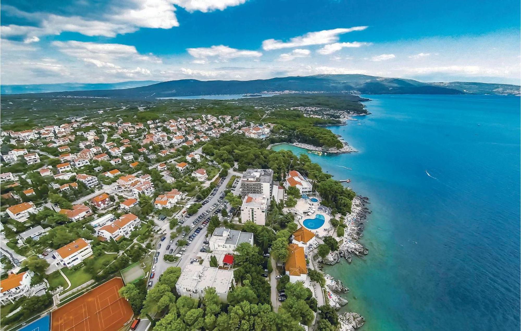Gorgeous Apartment In Krk With Kitchen Krk Town Exterior foto