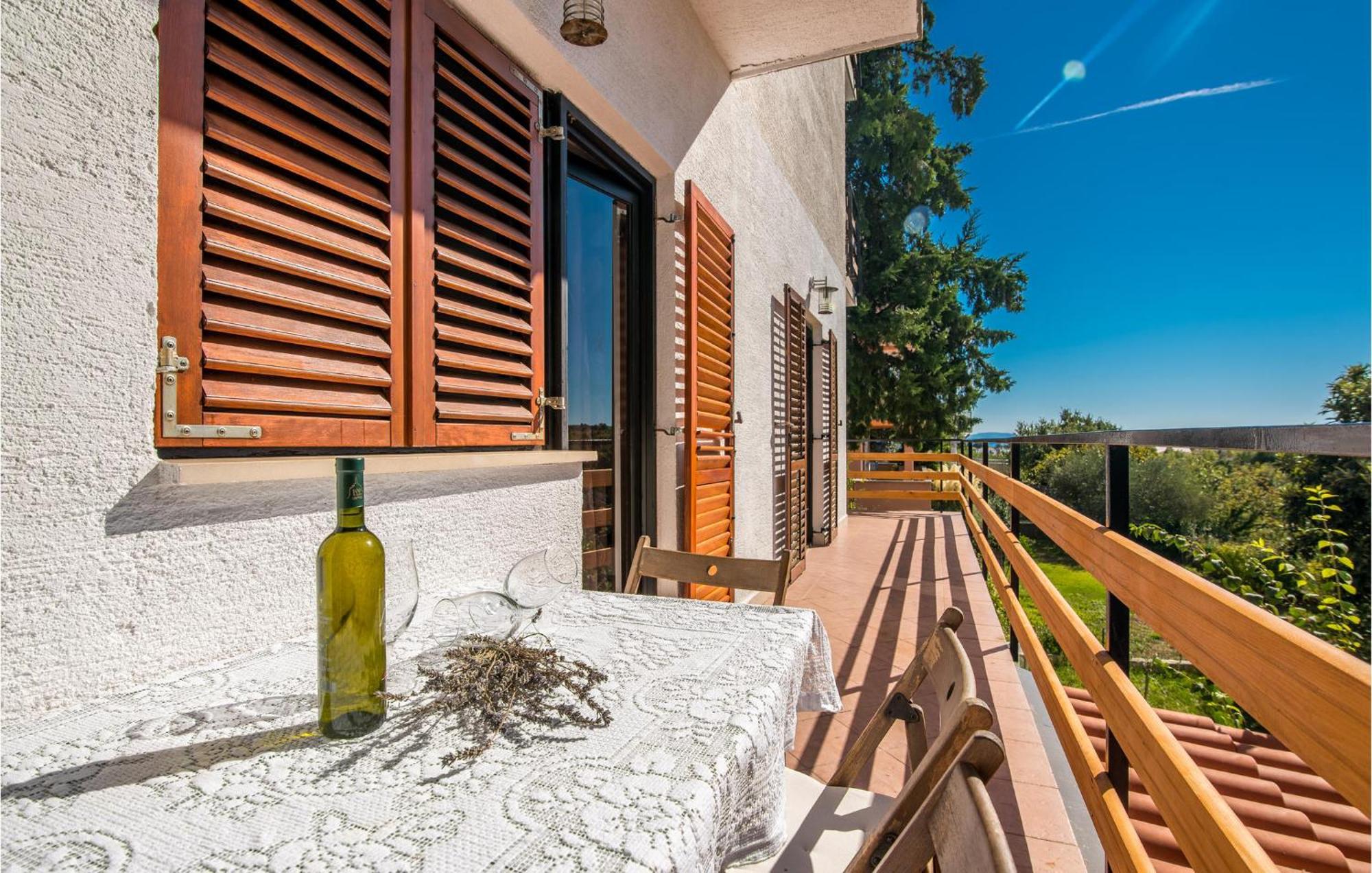 Gorgeous Apartment In Krk With Kitchen Krk Town Exterior foto