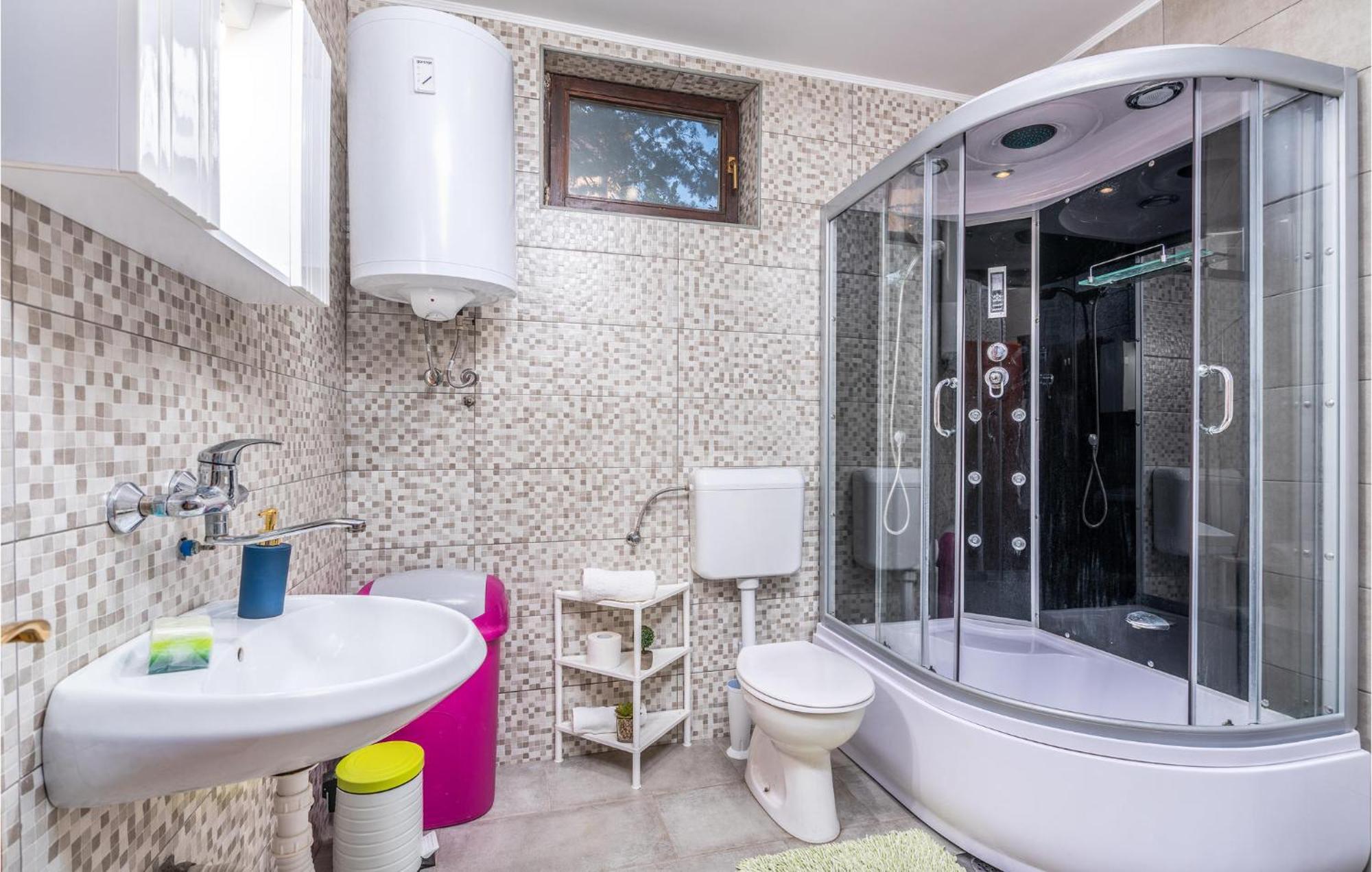 Gorgeous Apartment In Krk With Kitchen Krk Town Exterior foto