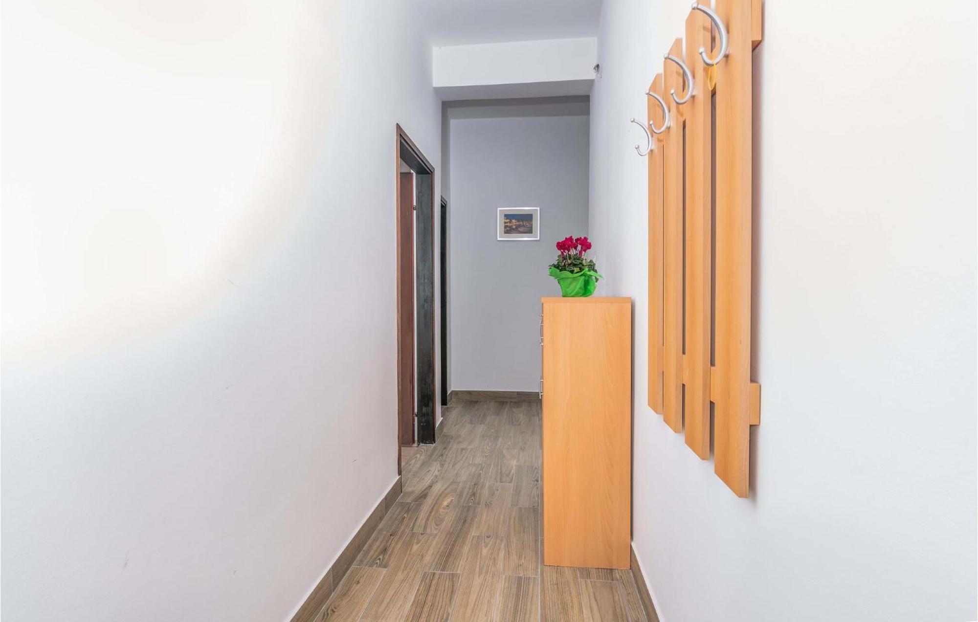 Gorgeous Apartment In Krk With Kitchen Krk Town Exterior foto