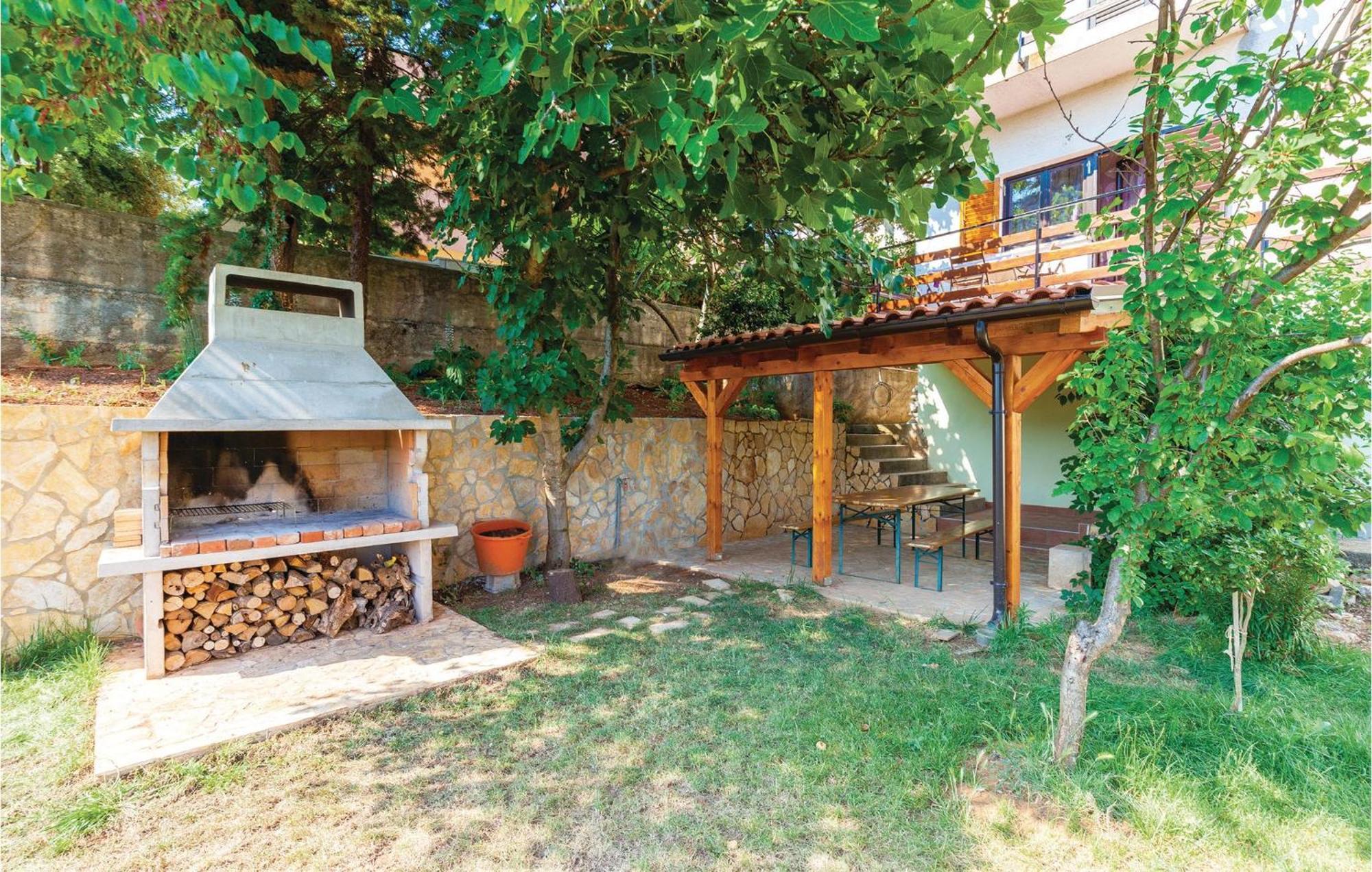 Gorgeous Apartment In Krk With Kitchen Krk Town Exterior foto